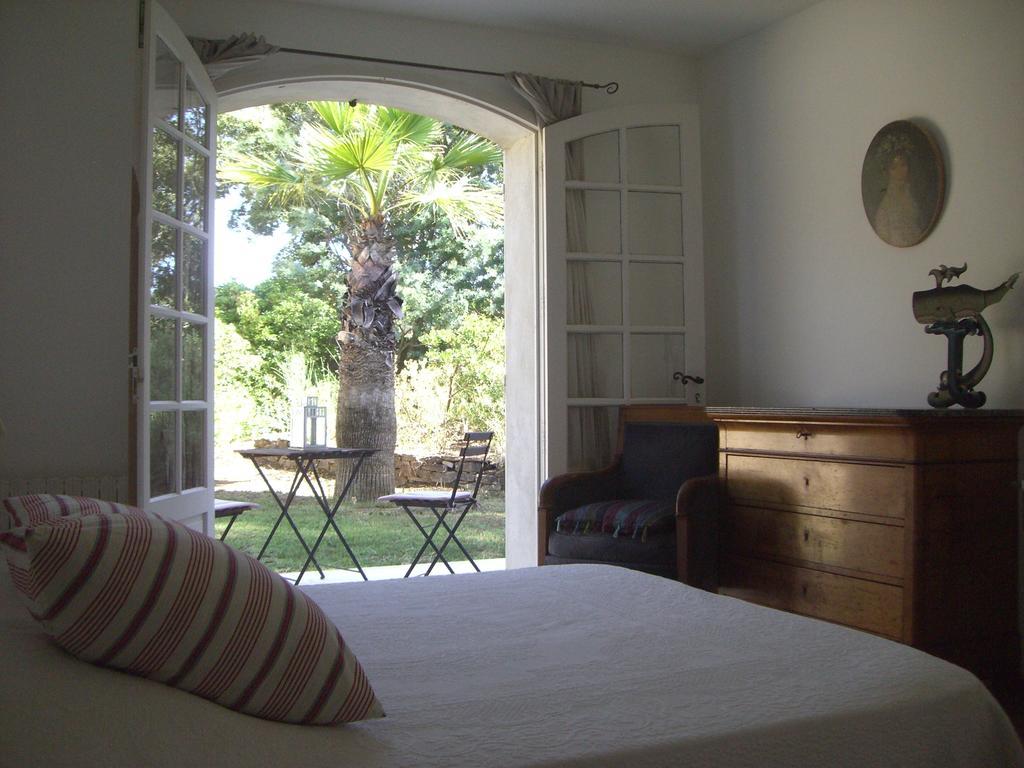 Le Mas De Notre-Dame Bed & Breakfast La Londe-les-Maures ห้อง รูปภาพ