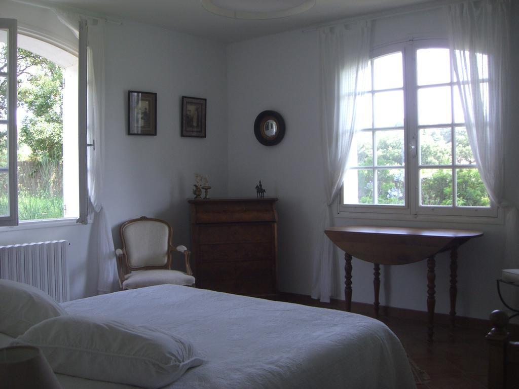 Le Mas De Notre-Dame Bed & Breakfast La Londe-les-Maures ห้อง รูปภาพ